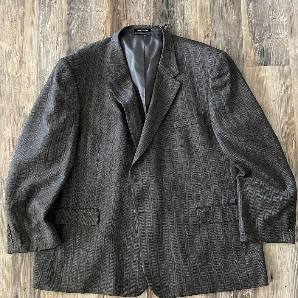 Meeting Street Men’s Sport coat. Gray and Black. Size 56R. Sport Coat Only